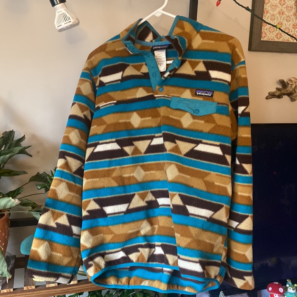 Patagonia Synchilla pullover fleece with tribal pattern - Picture 2 of 5
